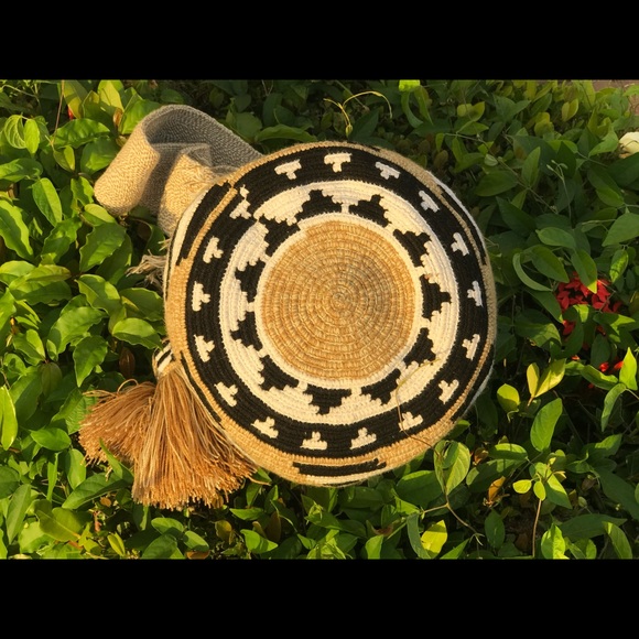 Wayuu crossbody bucket bag!!! One of the kind - Picture 2 of 6